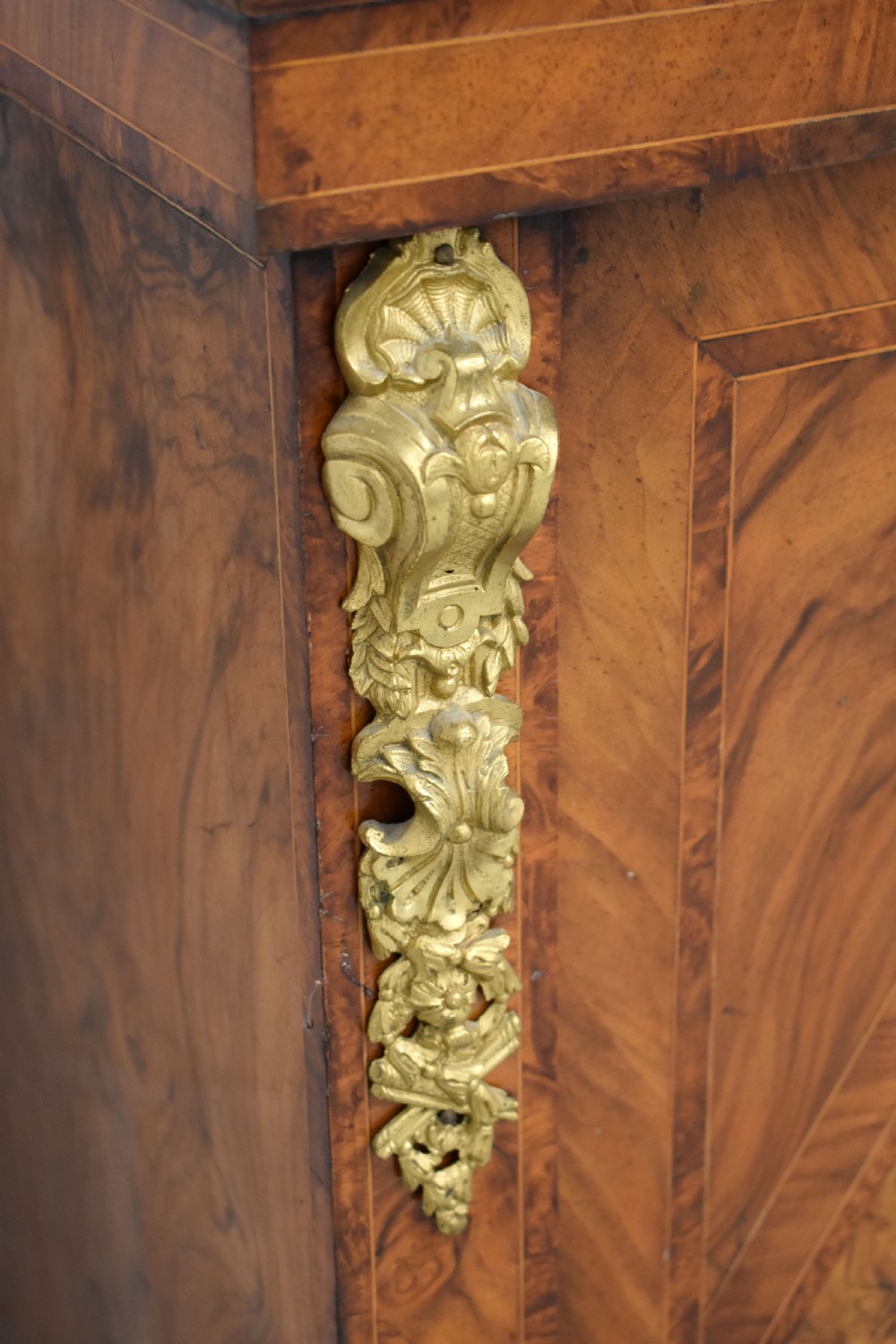 Victorian Burr Walnut Bookcase View VII
