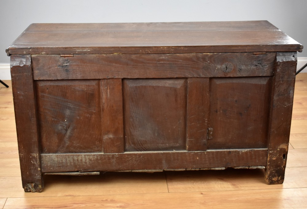 Georgian Oak and Inlaid Coffer View VI