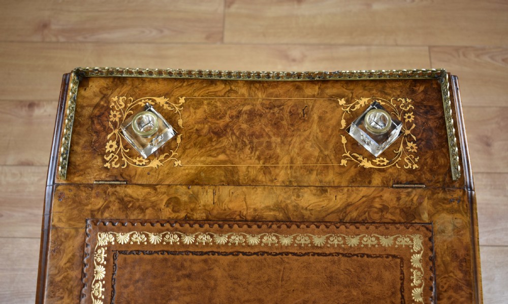Victorian Inlaid Burr Walnut Davenport View IV