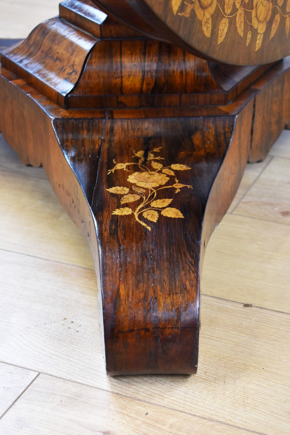 Early Victorian Rosewood Marquetry Breakfast Table View XVII
