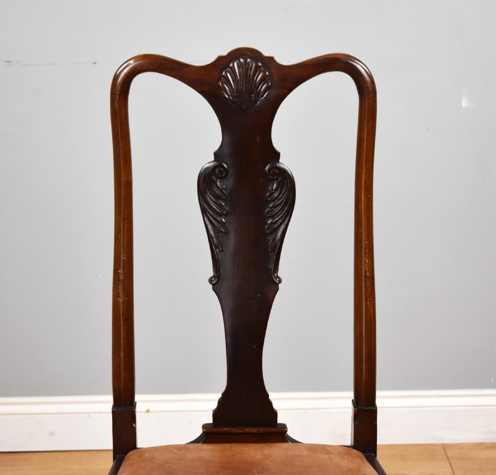 Set of 8 Queen Anne Style Mahogany Dining Chairs View IV