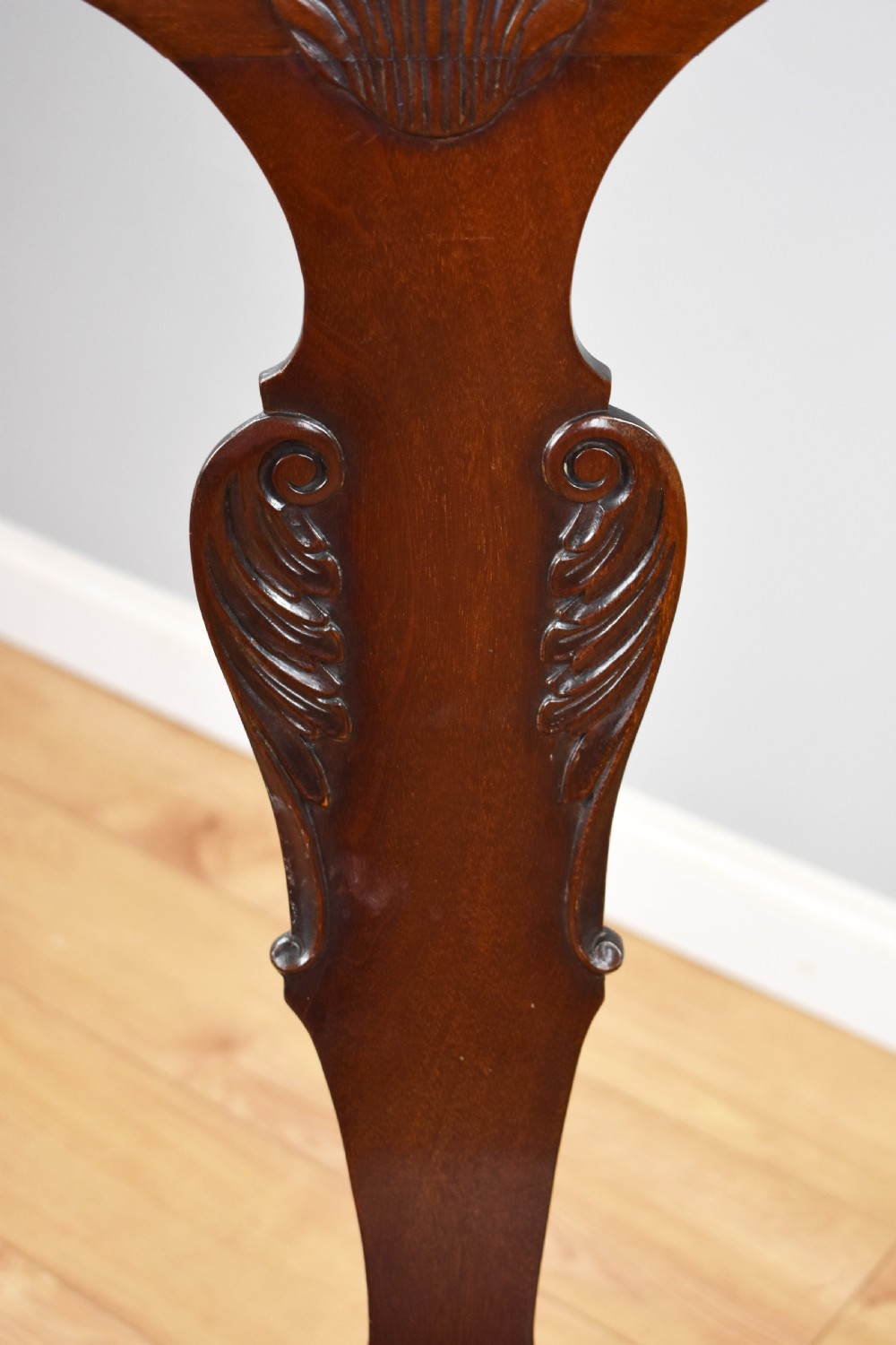 Set of 8 Queen Anne Style Mahogany Dining Chairs View VI