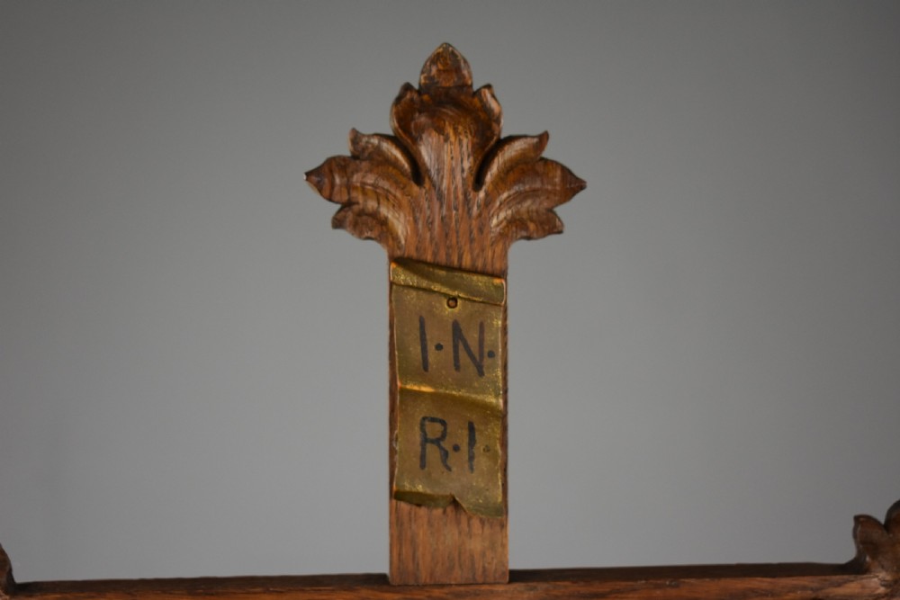 Early 20th Century Carved Oak Crucifix View VI