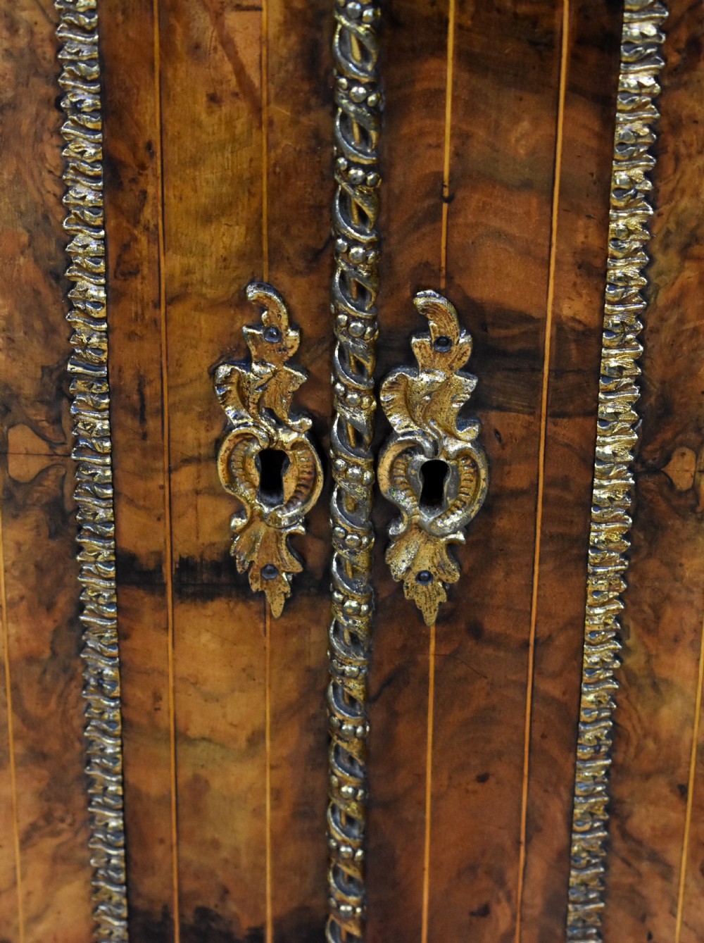 Victorian Burr Walnut Inlaid Credenza View IX