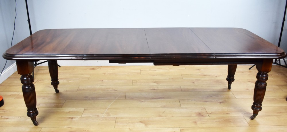 Victorian Mahogany Extending Dining Table