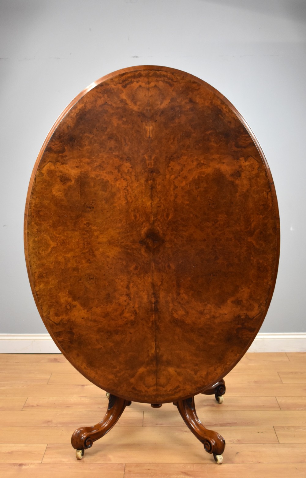 Victorian Burr Walnut Oval Tilt Top Breakfast Table