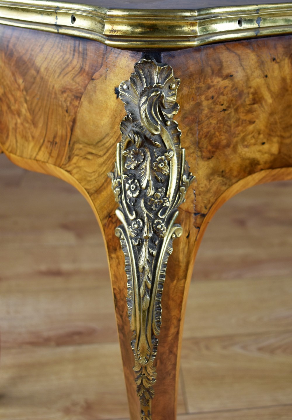 Victorian Louis XV Style Burr Walnut Writing Table View XIII