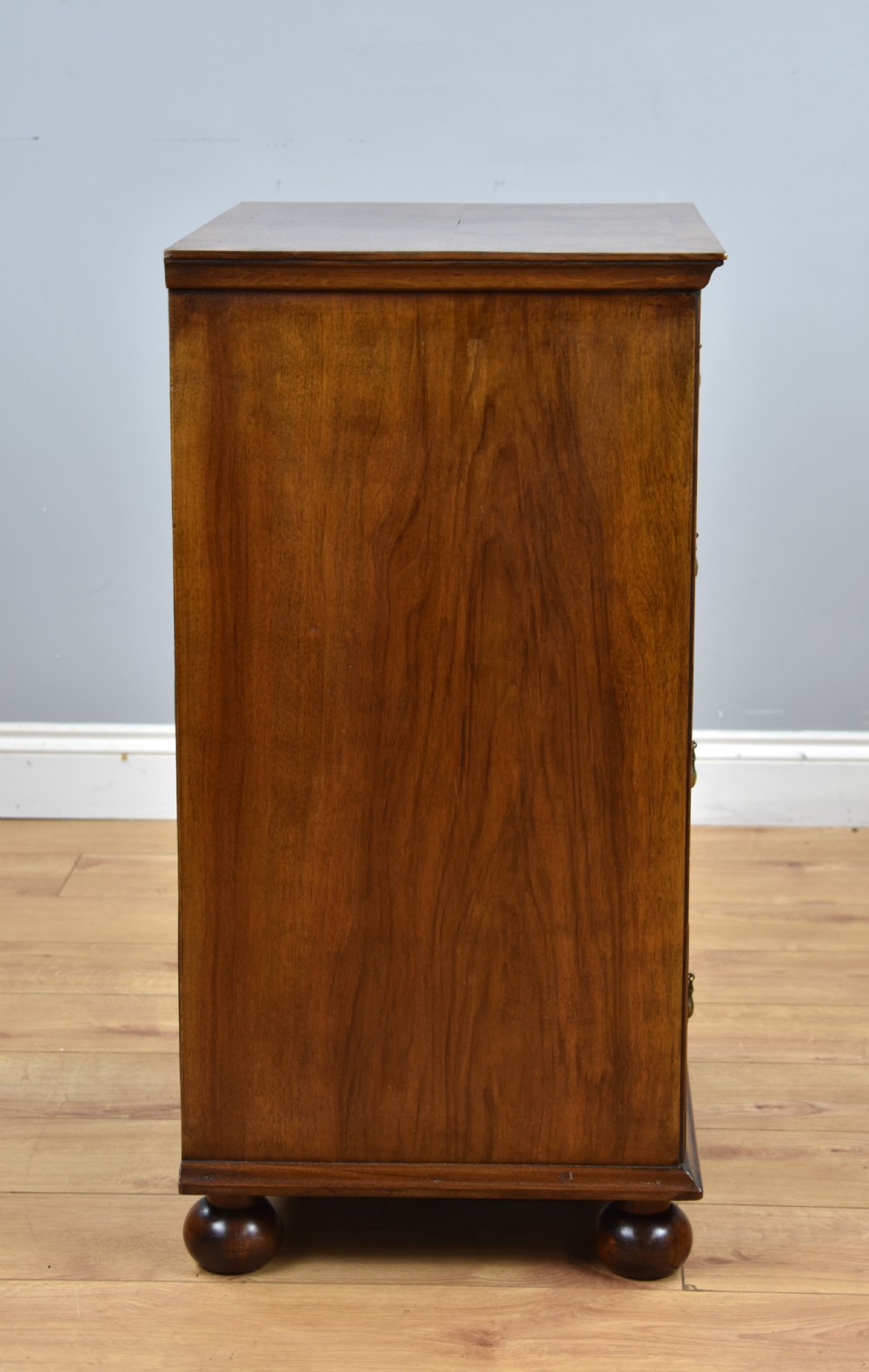 Queen Anne Style Burr Walnut Chest of Drawers View V