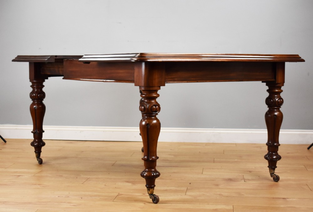 Victorian Mahogany Extending Dining Table View III
