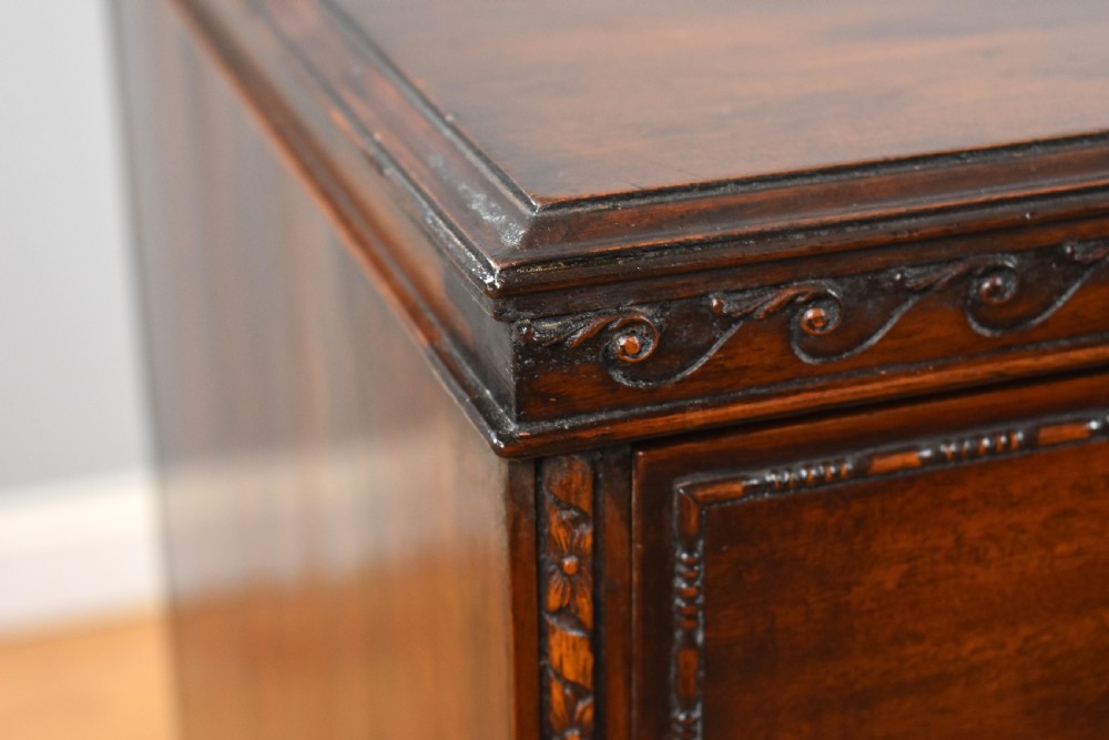 Waring and Gillow Mahogany Chest Drawers View XII
