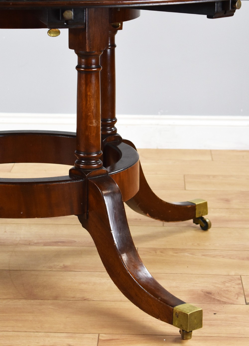 Large Mahogany Circular Extending Dining Table View VII