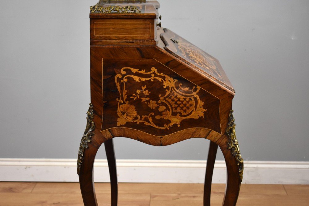 19th Century French Bureau De Dame View VIII