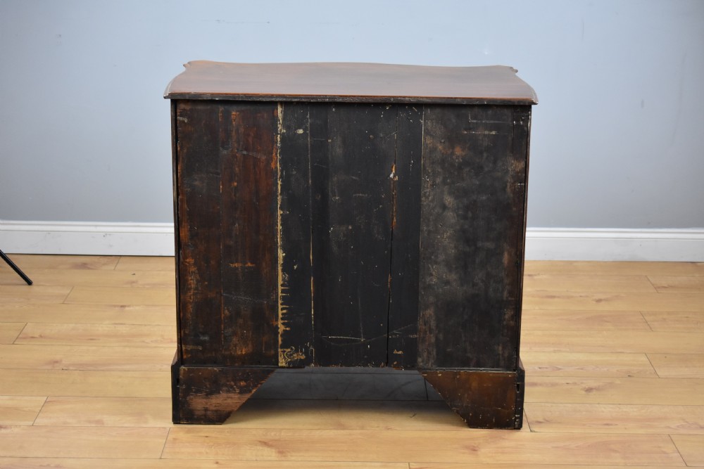 19th Century Mahogany Serpentine Chest Drawers View VIII