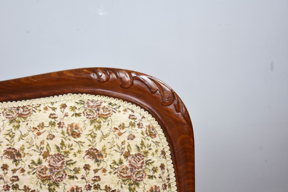 Small Victorian Mahogany Chaise Longue View VII