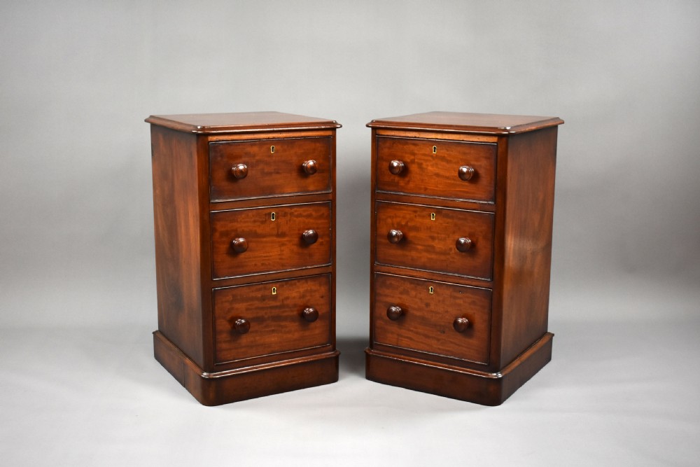 Pair Victorian Mahogany Bedside Chests
