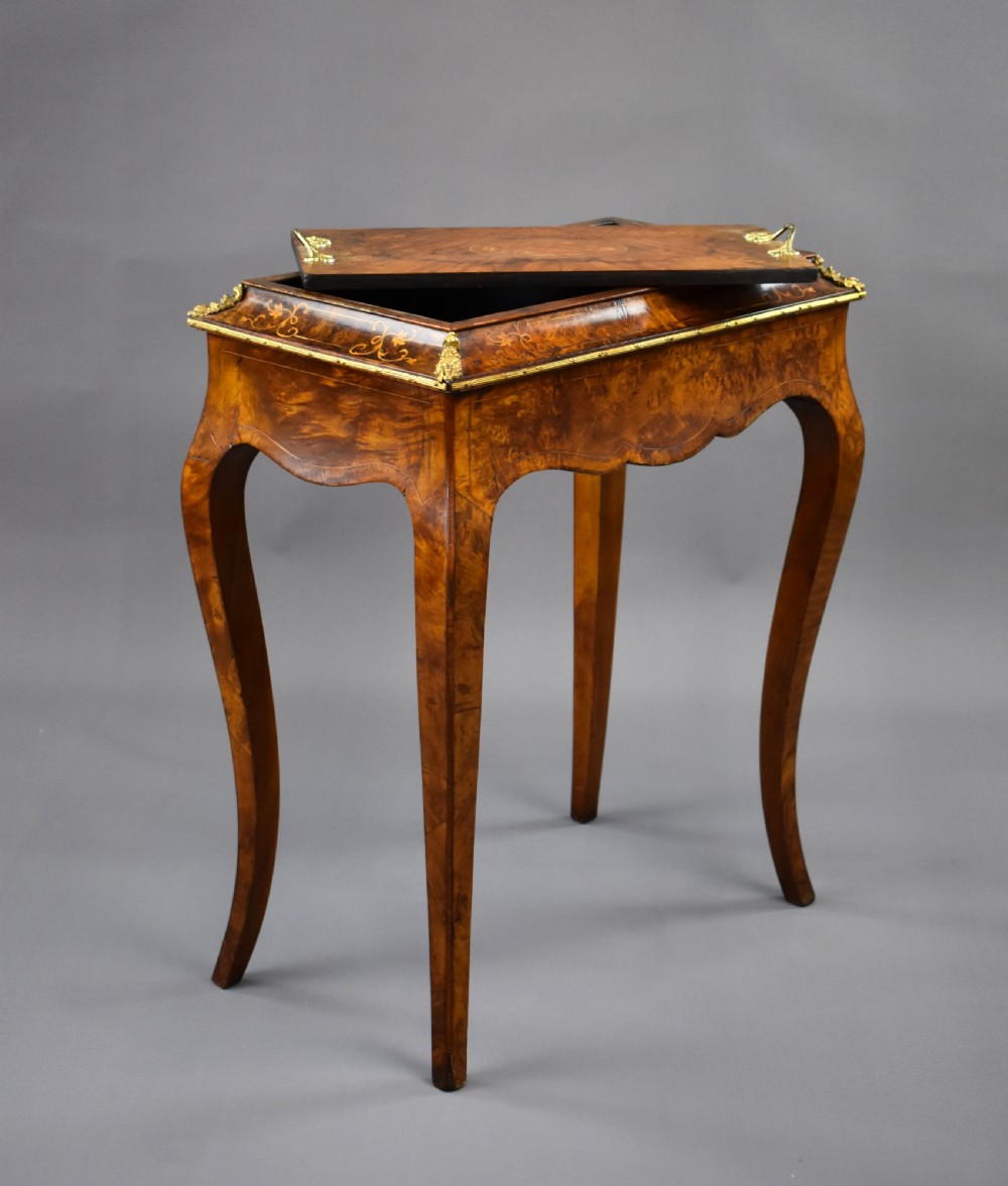 Victorian Burr Walnut Inlaid Jardiniere View XIV