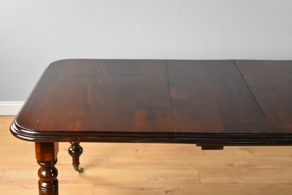 Late Victorian Mahogany Pull Out Dining Table View IX