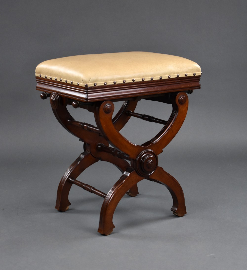 Victorian Mahogany Adjustable Piano Stool