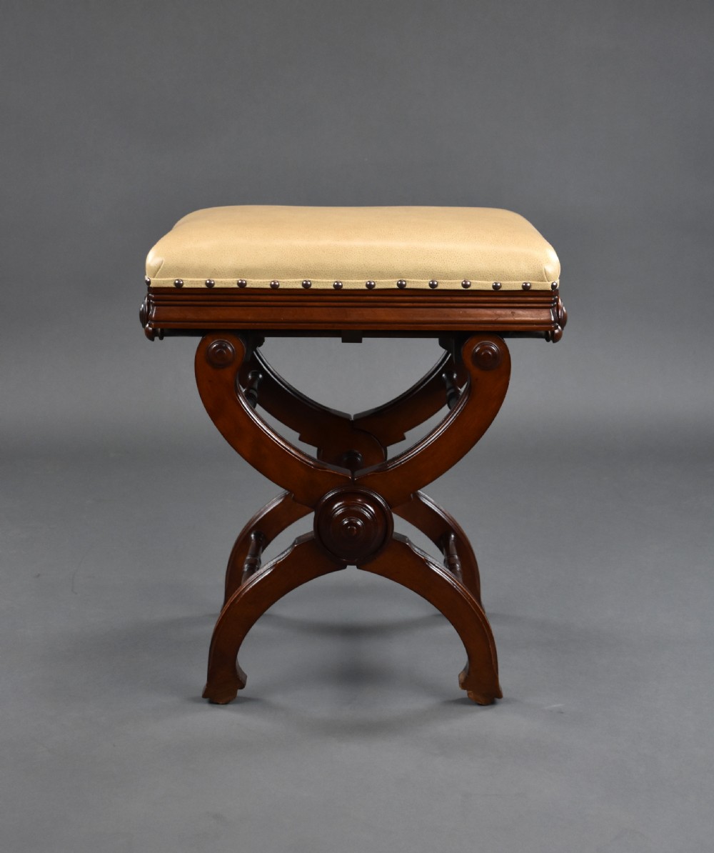 Victorian Mahogany Adjustable Piano Stool View IV