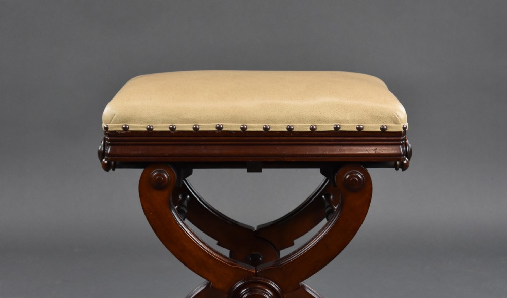 Victorian Mahogany Adjustable Piano Stool View VII