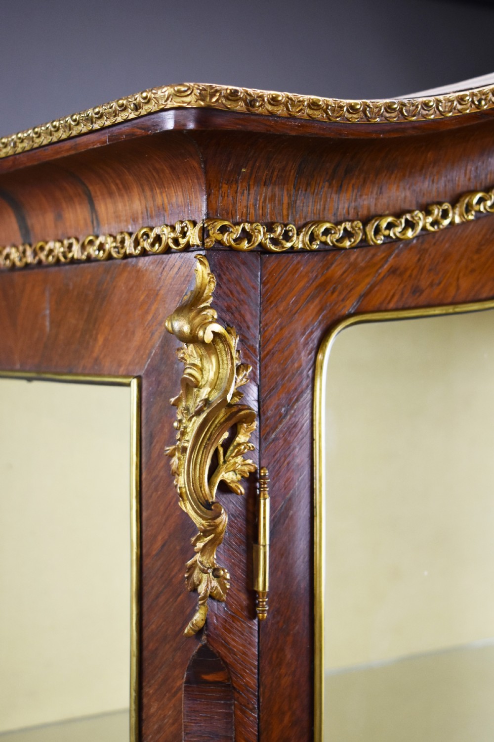 19th Century French Vernis Martin Cabinet View XIII