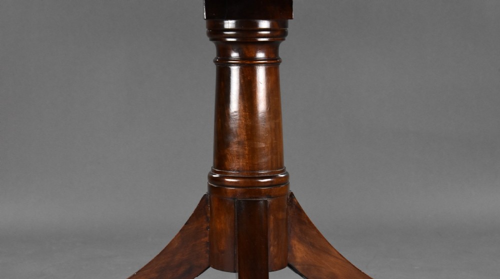 Antique Mahogany Regency Style Pedestal Dining Table View VIII