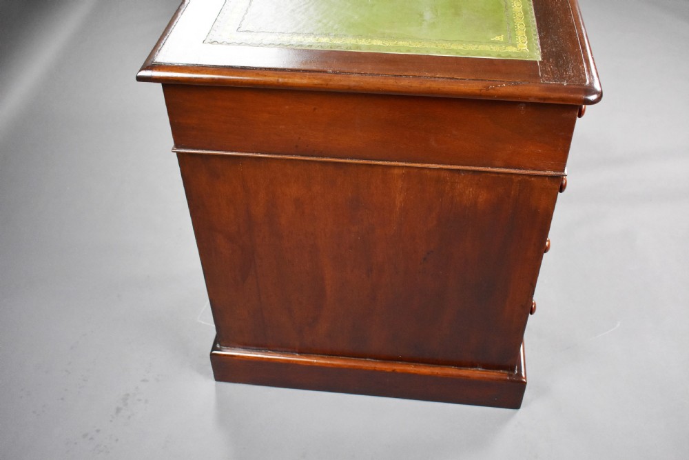 Victorian Mahogany Pedestal Desk View VII