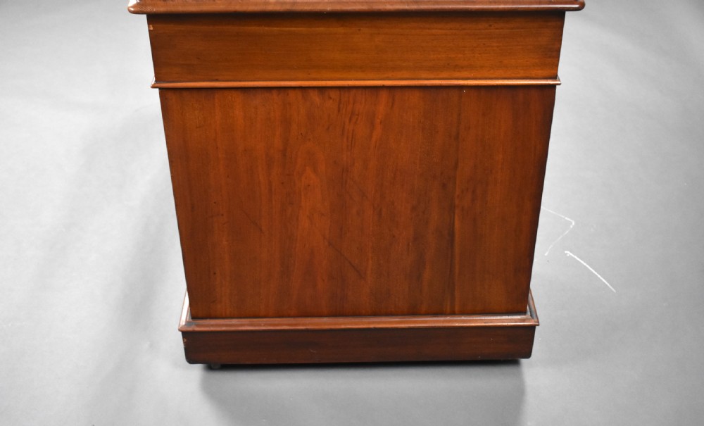 Victorian Mahogany Pedestal Desk View VII