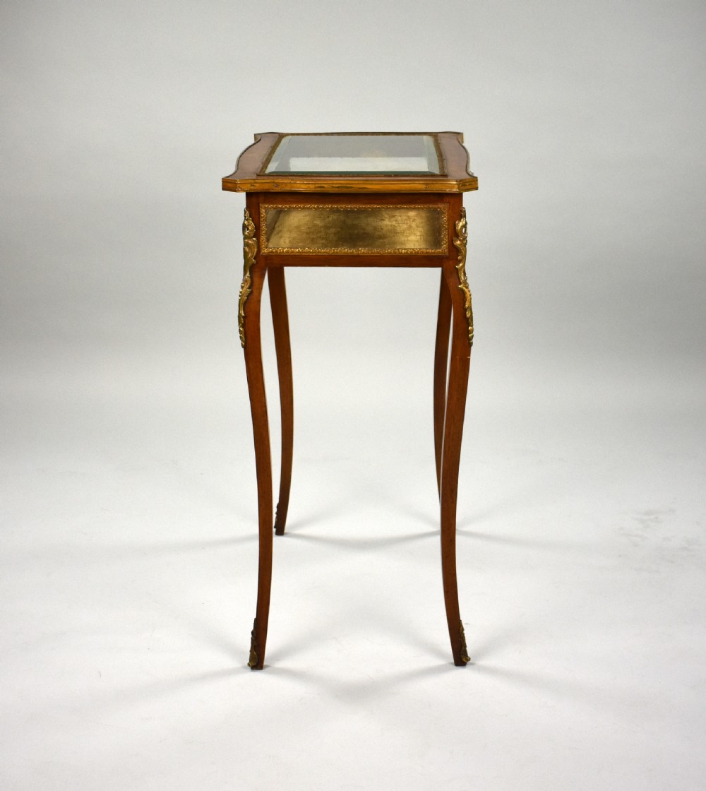 19th Century Mahogany Bijouterie Table View III
