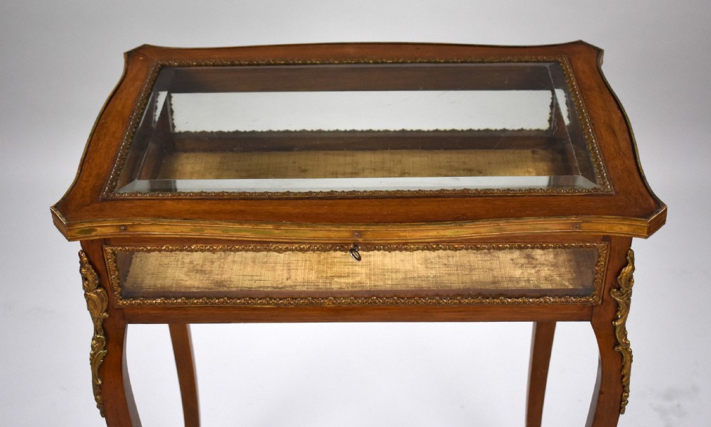 19th Century Mahogany Bijouterie Table View VII