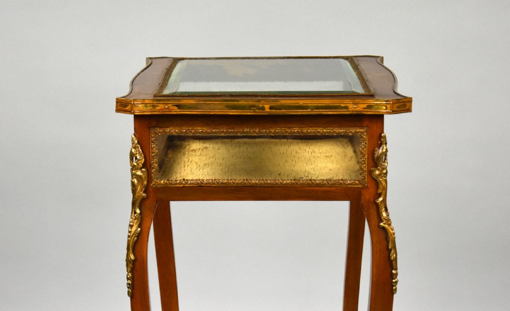 19th Century Mahogany Bijouterie Table View XII