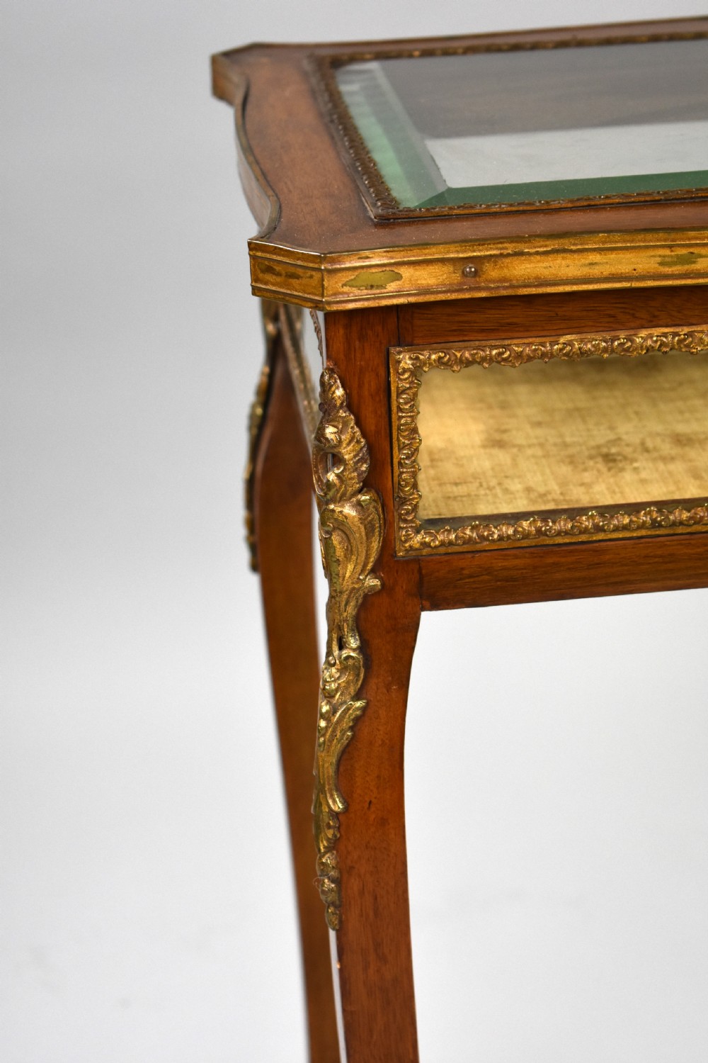 19th Century Mahogany Bijouterie Table View XIII