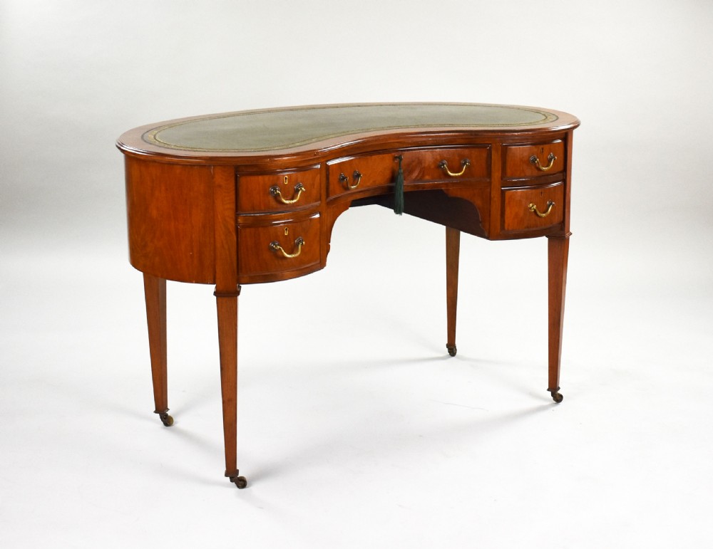 Edwardian Mahogany Kidney Shaped Desk