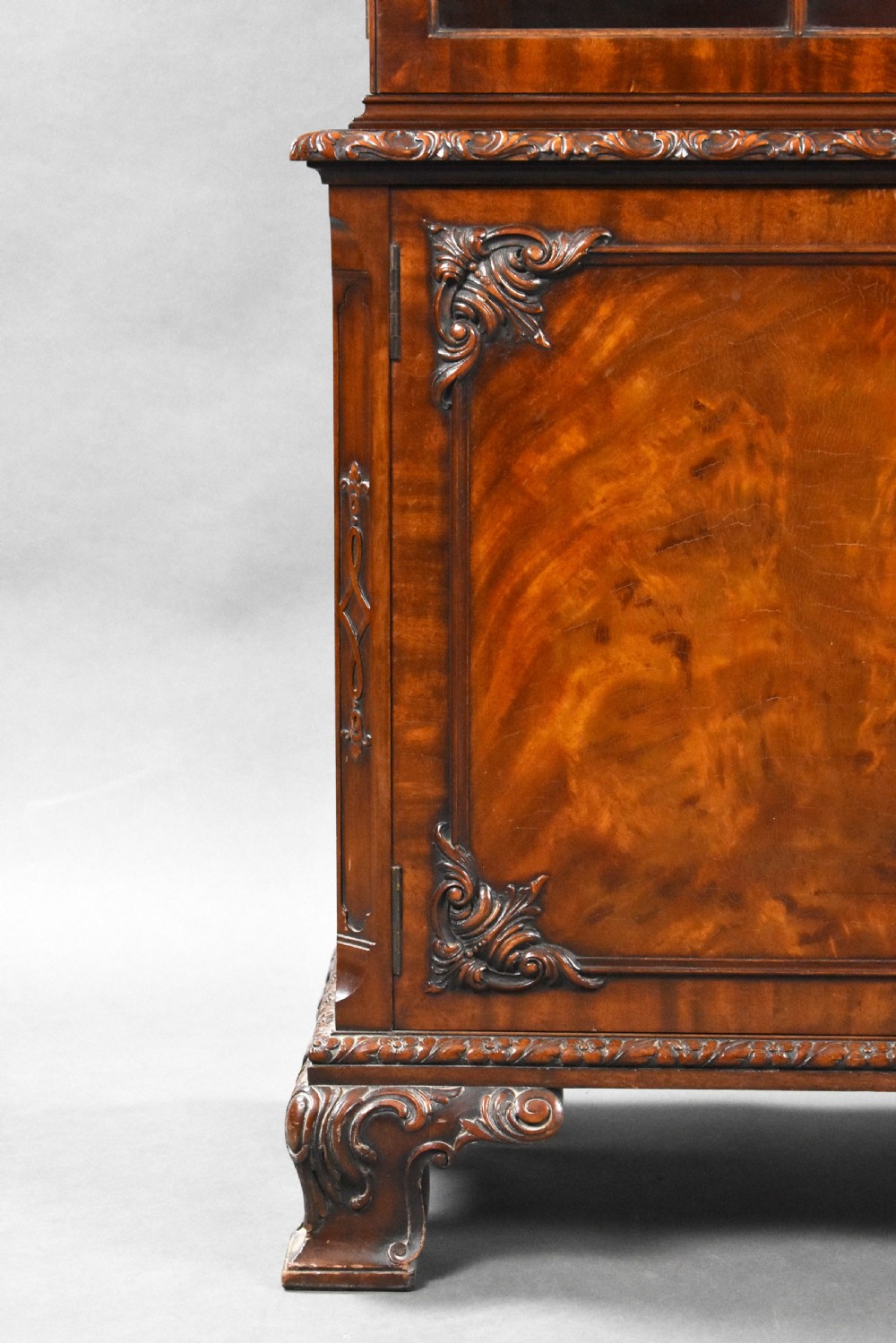 Edwardian Mahogany Bookcase by Waring & Gillows View VI