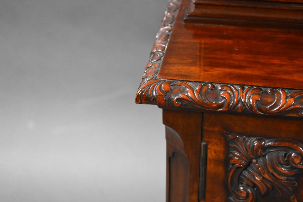 Edwardian Mahogany Bookcase by Waring & Gillows View X