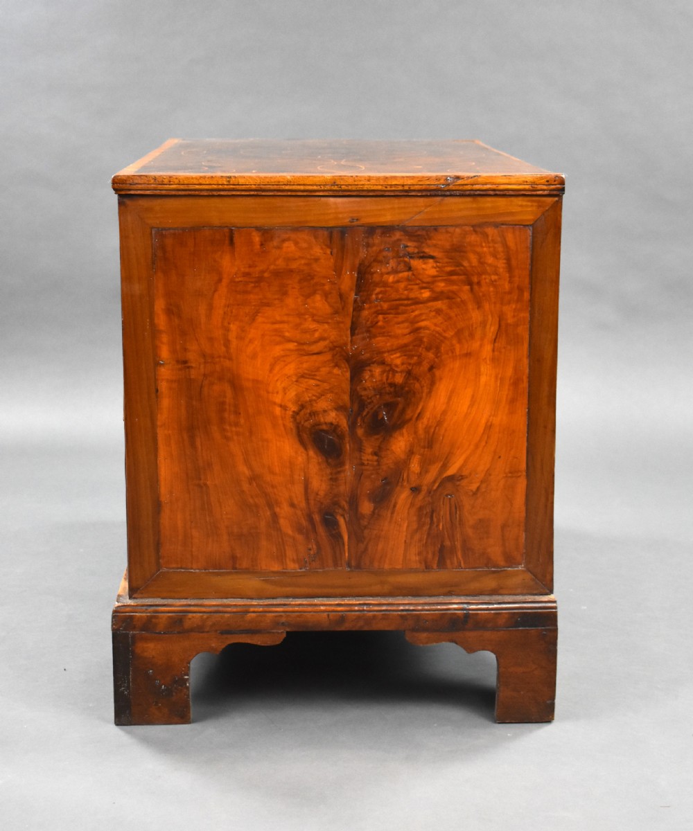 Early 18th Century Walnut Oyster Veneered Chest View III