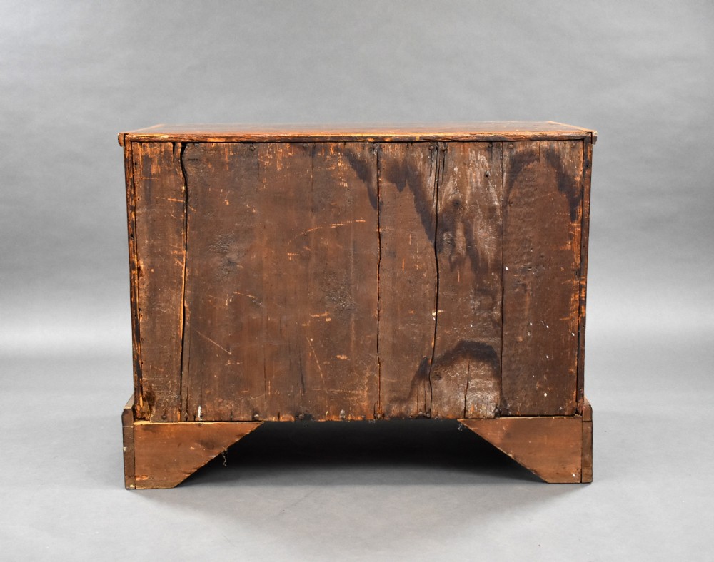 Early 18th Century Walnut Oyster Veneered Chest View VI