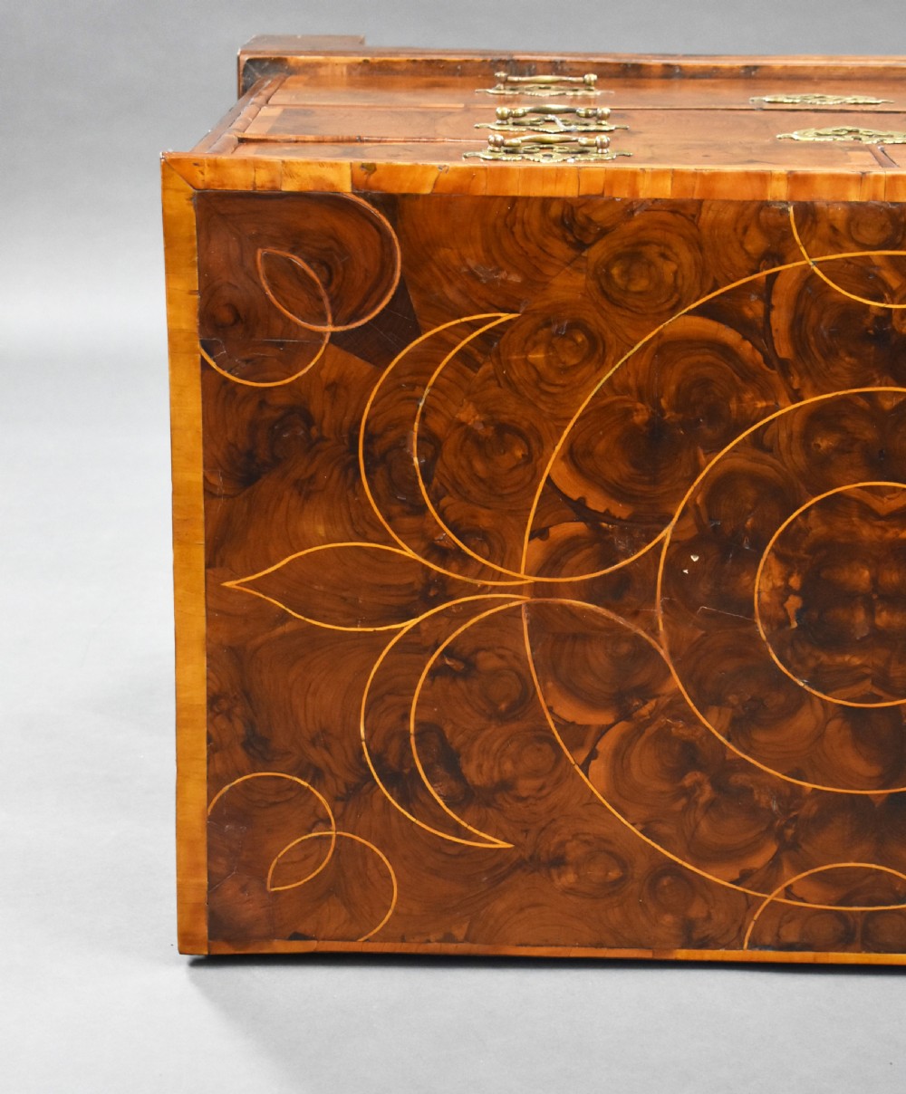 Early 18th Century Walnut Oyster Veneered Chest View IX