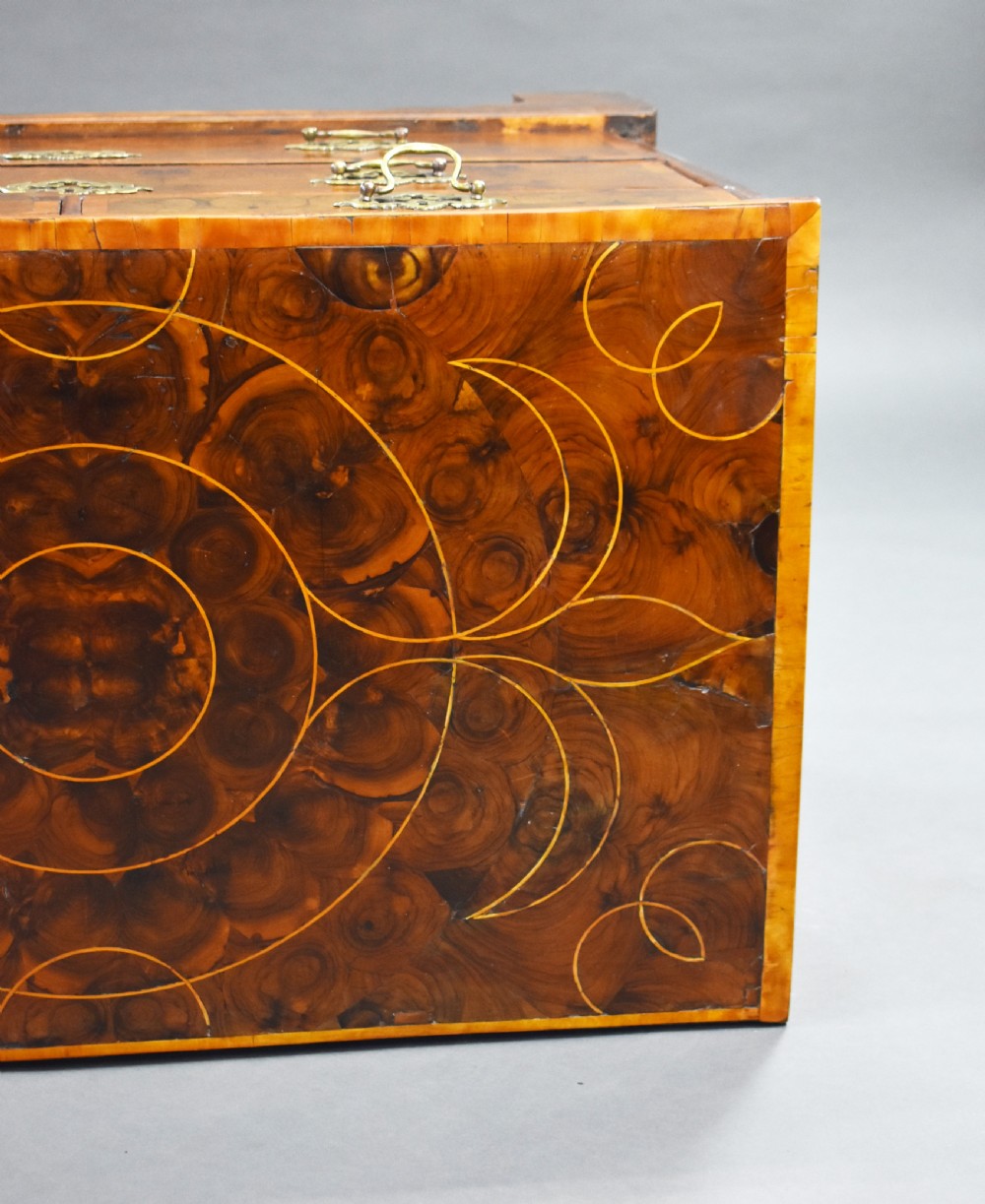 Early 18th Century Walnut Oyster Veneered Chest View XI