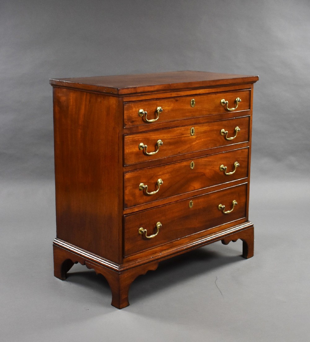George III Mahogany Chest of Drawers