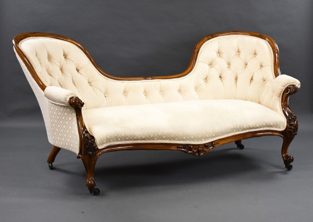 Victorian Walnut Double Ended Chaise Lounge