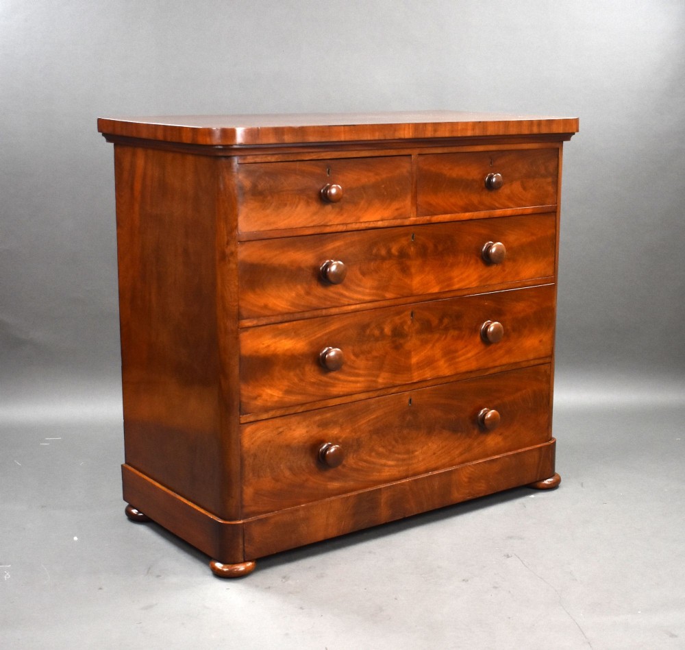 Victorian Flame Mahogany Chest of Drawers