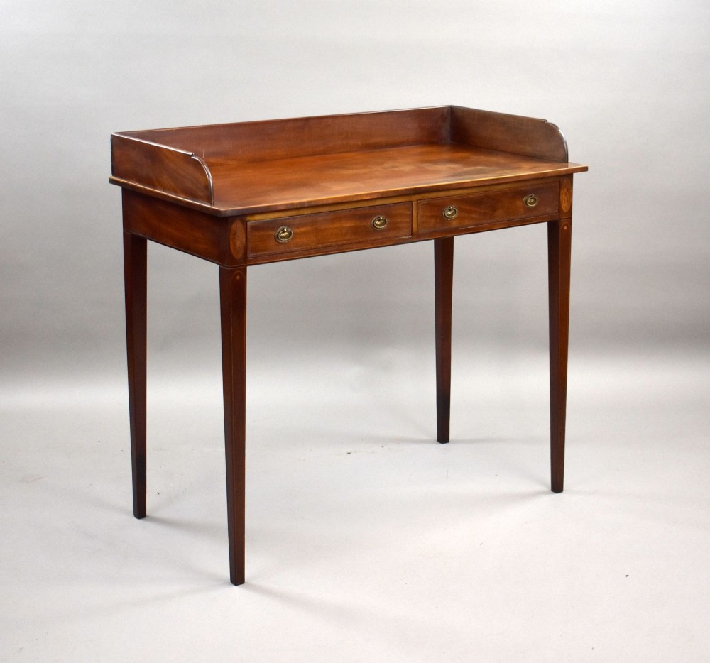 Edwardian Mahogany Inlaid Hall Table