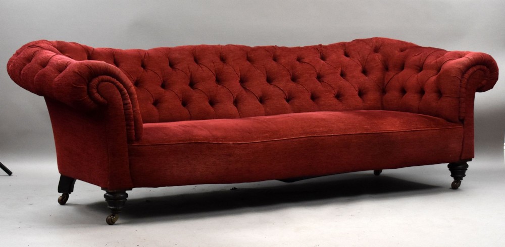 Victorian Deep Buttoned Chesterfeld/Sofa