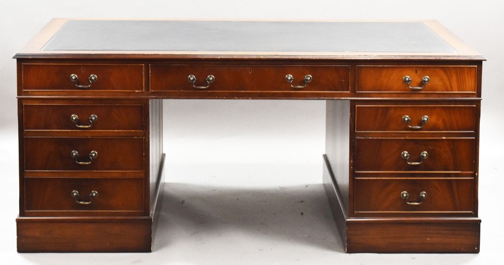Mahogany Partners Desk