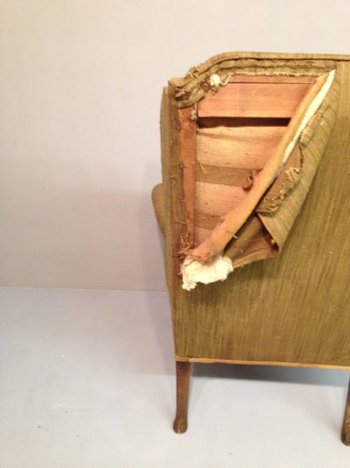 WALNUT WING CHAIR - ADDITIONAL PHOTO 3