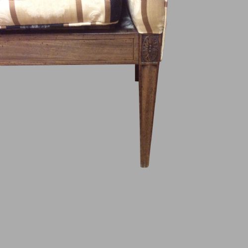 SMALL GEORGIAN SETTEE - ADDITIONAL PHOTO 1