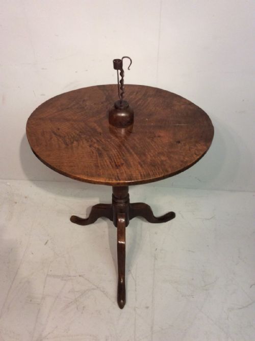 welsh oak tripod table - CATEGORY: ANTIQUE TABLES - DATED 18TH CENTURY