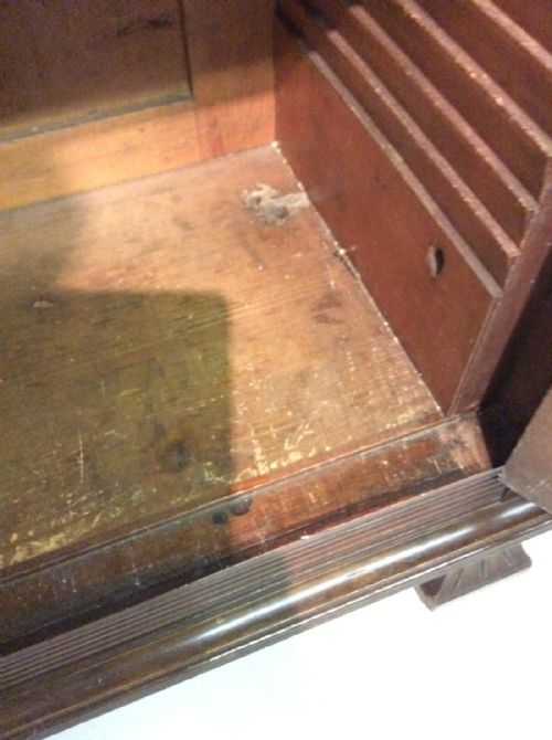 REGENCY MAHOGANY BOOKCASE - ADDITIONAL PHOTO 3