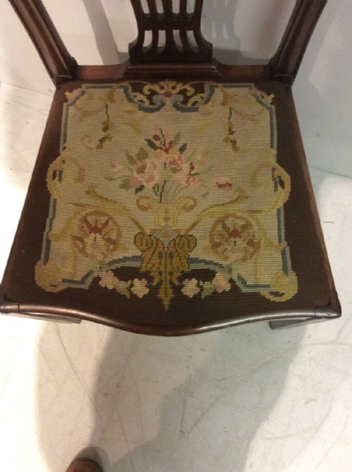 PAIR OF HEPPLEWHITE CHAIRS - ADDITIONAL PHOTO 3
